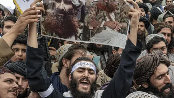 Los talibanes cumplieron un año en el poder y las mujeres siguen sometidas