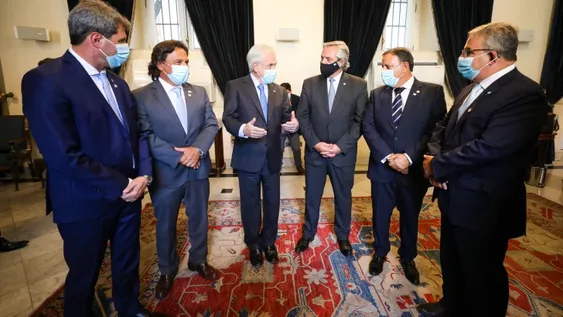 Con Uñac en Chile, Piñera dio aval para retomar el tema Agua Negra en marzo