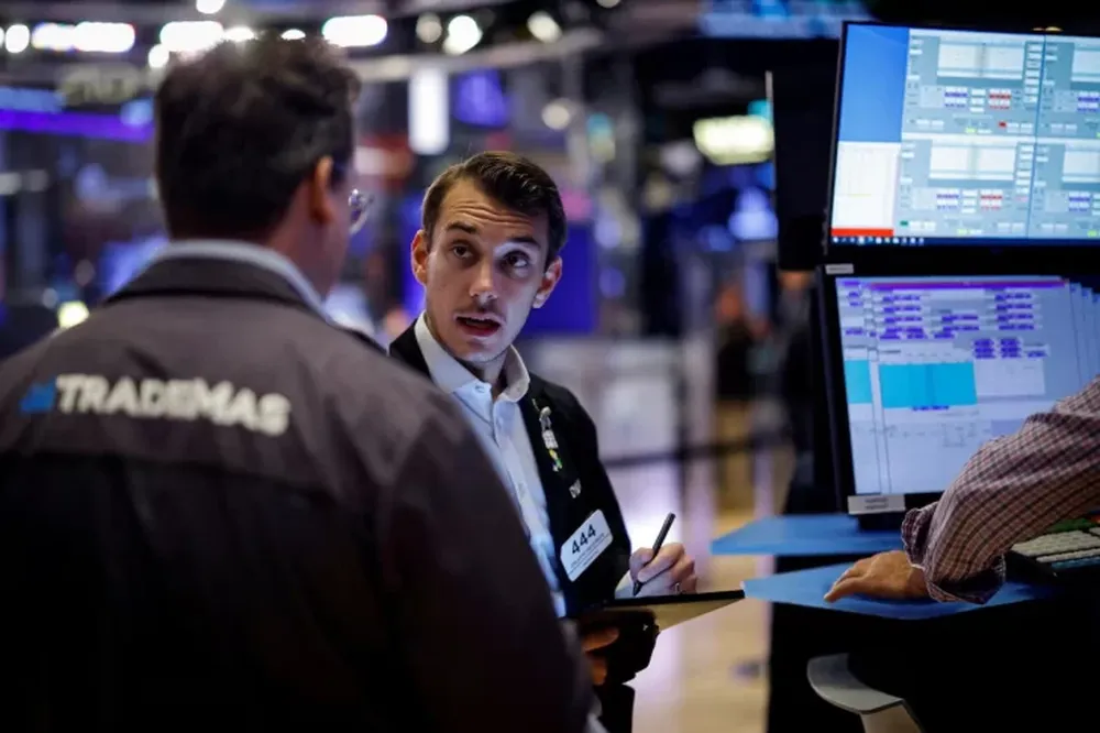 Mercados: las acciones argentinas caen hasta 8% en Wall Street y el riesgo país supera los 700 puntos