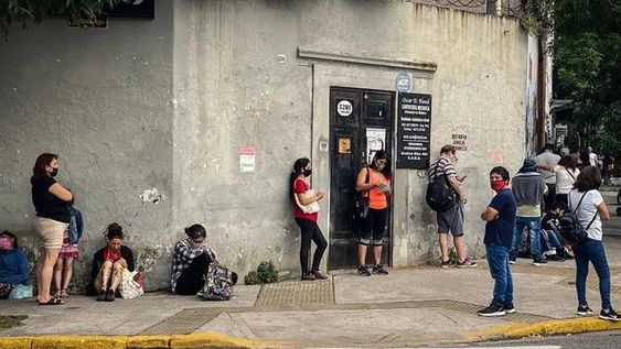 La desocupación bajó hasta el 7,1% en el tercer trimestre 2022