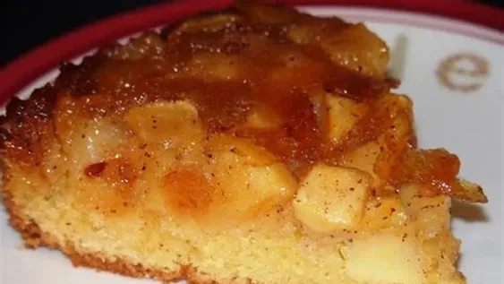 Torta invertida de manzanas