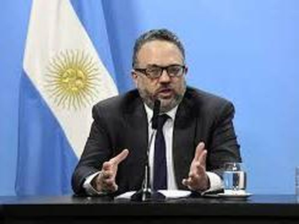 Kulfas salió a cruzar al sector K que busca romper con el FMI: “Es una irresponsabilidad”