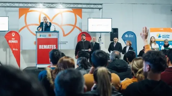 Subasta Caja de Acción Social.