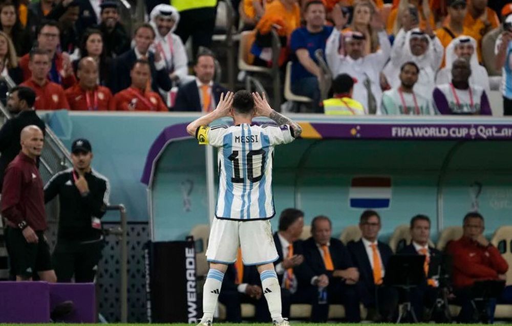 Louis van Gaal elogió el esfuerzo de su equipo