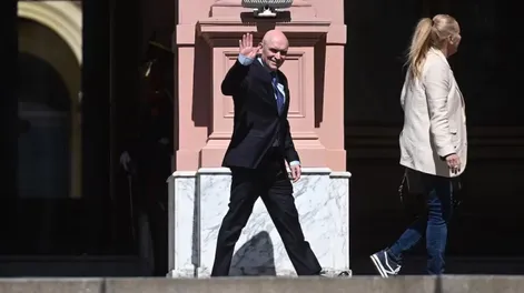 José Luis Espert saliendo de Casa Rosada.