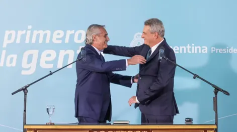 Rossi dijo que va a aportar su “experiencia” para que el FdT tenga “buena potencialidad electoral”
