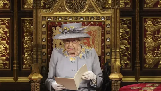 Una vida dedicada a sostener la Corona