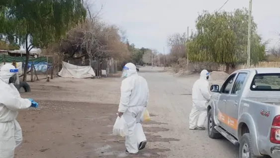 Los malabares que hacen intendentes para sortear la crisis del coronavirus