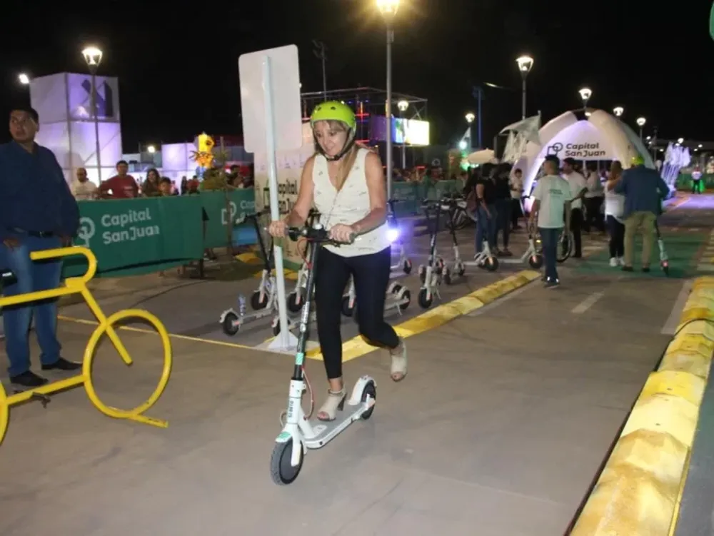 Una ciclovía de 135 metros para probar los vehículos del futuro