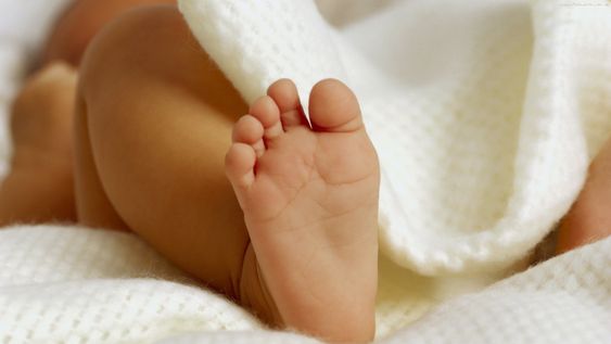 Un bebé de tres meses murió al ahogarse con leche