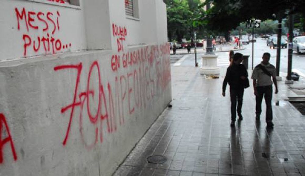 Pintadas contra la Pulga