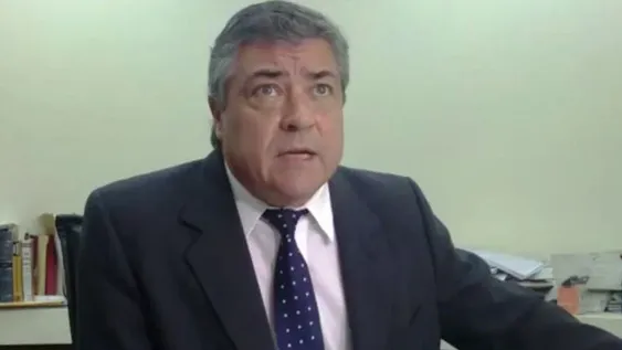 Discusión fatal de un funcionario judicial