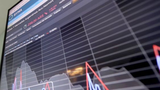 Tensión por negociaciones de deuda: ADRs caen hasta 9,6% y bonos hasta 5,7%