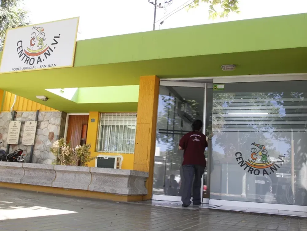 Condenan a tres sujetos por aprovecharse de la inmadurez sexual de una menor