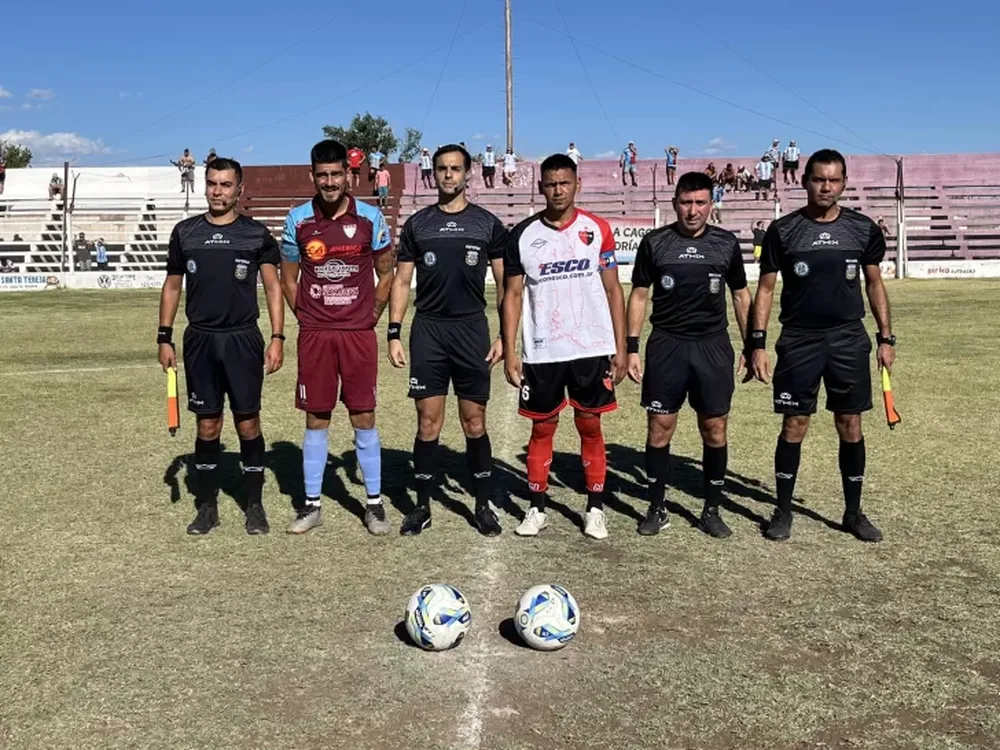 Alianza y San Miguel empataron en Santa Lucía y la serie se definirá en Albardón