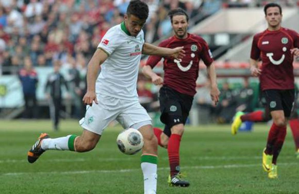 Di Santo marcó con la cabeza en el Mundial