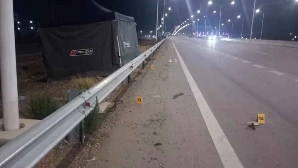 Los detalles de la tragedia en Ruta 40: el camionero que embistió al motociclista se dio a la fuga