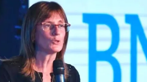 Echaron a la gerenta general del Banco Nación que contrató a una numeróloga