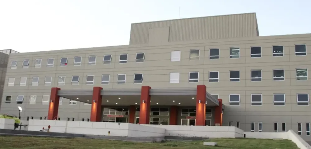 Pidieron a la población no convocarse en el Hospital Rawson