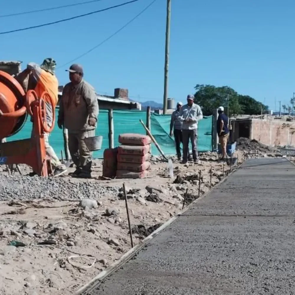 Ullum construye plazas para unas 200 familias