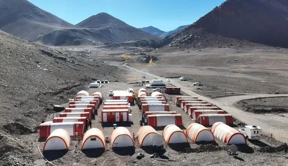 EL CREADOR de la enseña patria, Manuel Belgrano, sabía que la educación era prioritaria para el pueblo de la nación que comenzaba a transitar sus primeros tiempos de vida. En la actualidad, el desafío es fortalecer este aspecto vital para el crecimiento del país.