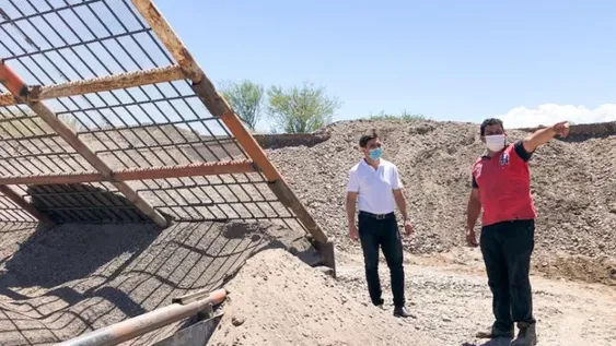 Entregan arena y ripio gratis a familias que son de escasos recursos en San Martín