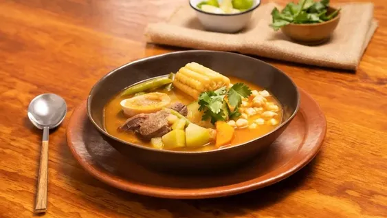 Recetas deliciosas con el corte de carne barato que es especial para estofados, guisos y puchero