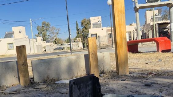 El vandalismo arrasó con las instalaciones de la Plaza del Barrio Grimalt, en el departamento Ullum.