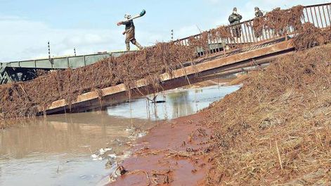 Se renueva la pesadilla por el lodo tóxico