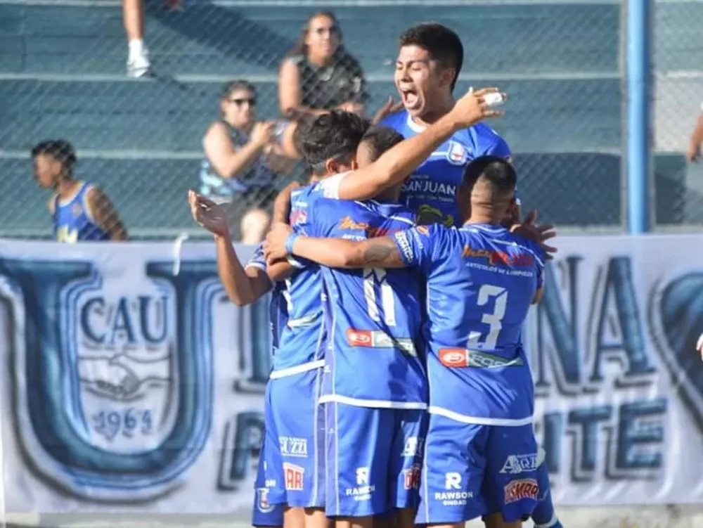 Unión venció a Atenas y es por ahora el único puntero