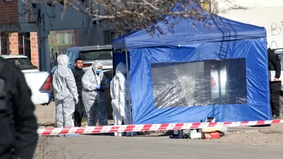 hallaron el cuerpo de una beba en la basura