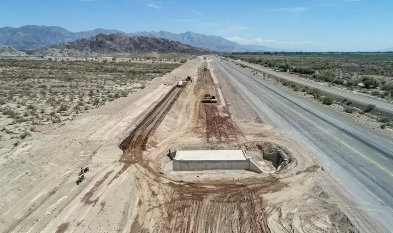 El proyecto contempla cerca de 75 kilómetros entre el límite con Mendoza y Calle 8, en Pocito, divididos en tres secciones.
