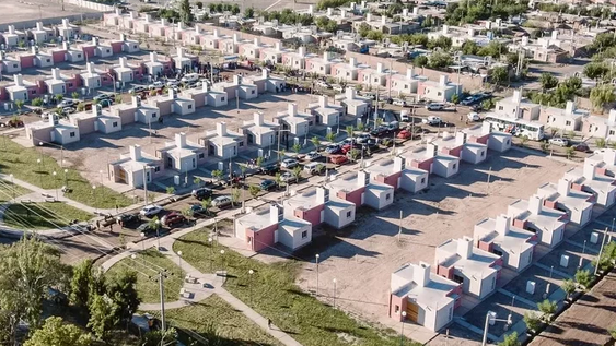 Actualmente, hay 5.134 viviendas en ejecución en la provincia: cuáles son los barrios