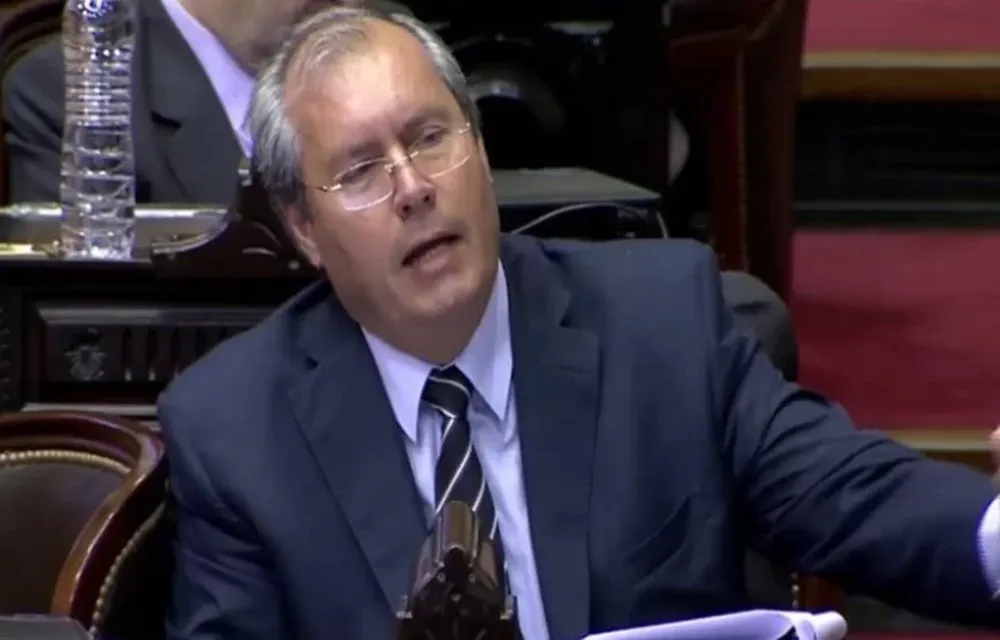 Olivares continúa en “estado crítico” y presentó una “falla multiorgánica”