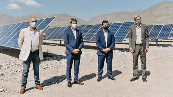 Uñac y el secretario de Energía de Nación inauguraron la planta solar de Anchipurac