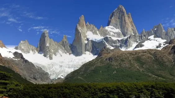 Un andinista murió y hay otros dos desaparecidos en el cerro Fitz Roy