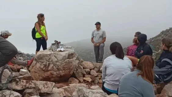 Predican por los cerros y ríos para fomentar la hermandad en la gente