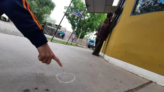 Es panadero, músico y le atravesaron una mano de un disparo para robarle el celular