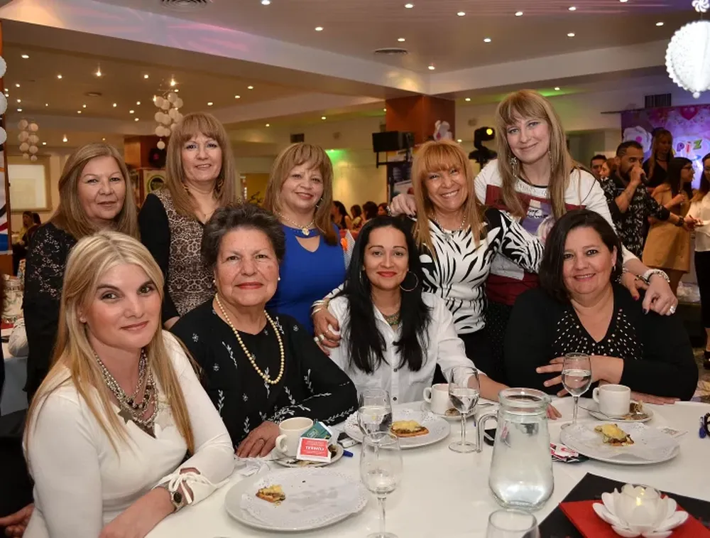 Té por el Día de la Secretaria