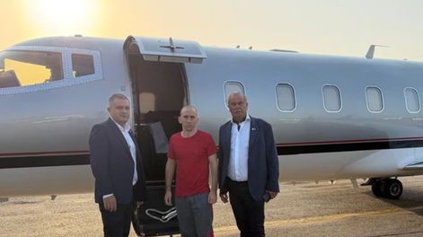 liberaron al gendarme argentino nahuel gallo tras estar secuestrado 448 dias en venezuela