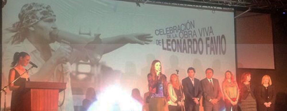 Un emotivo homenaje a Leonardo Favio le dio inicio al Festival Internacional UNASUR Cine