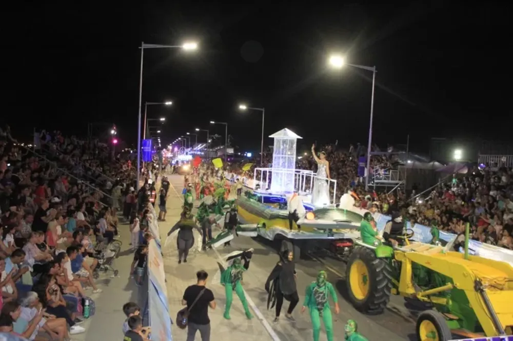 Alquilarán 12.000 sillas para ver cómodamente el Carrusel