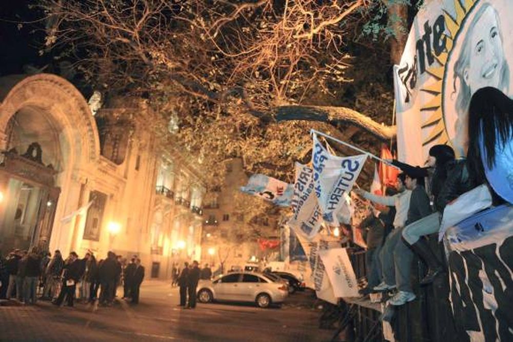 Una reunión de Unasur con signos de repudio