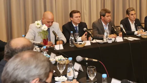 Uñac: “No se va a hacer minería donde no se puede, pero hay que dar certezas”