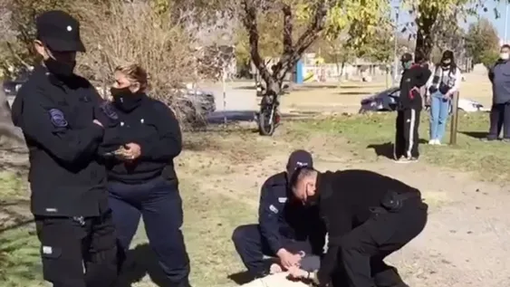 Denuncian que policías detuvieron de forma ilegal a una menor y ordenan Cámara Gesell
