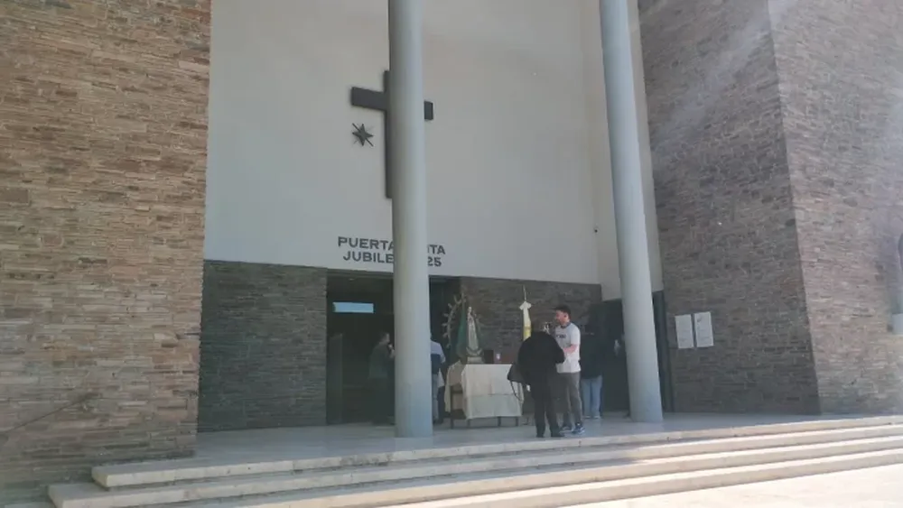 [VIDEO ] En San Juan sonaron las campanas de la Catedral en honor al nuevo papa