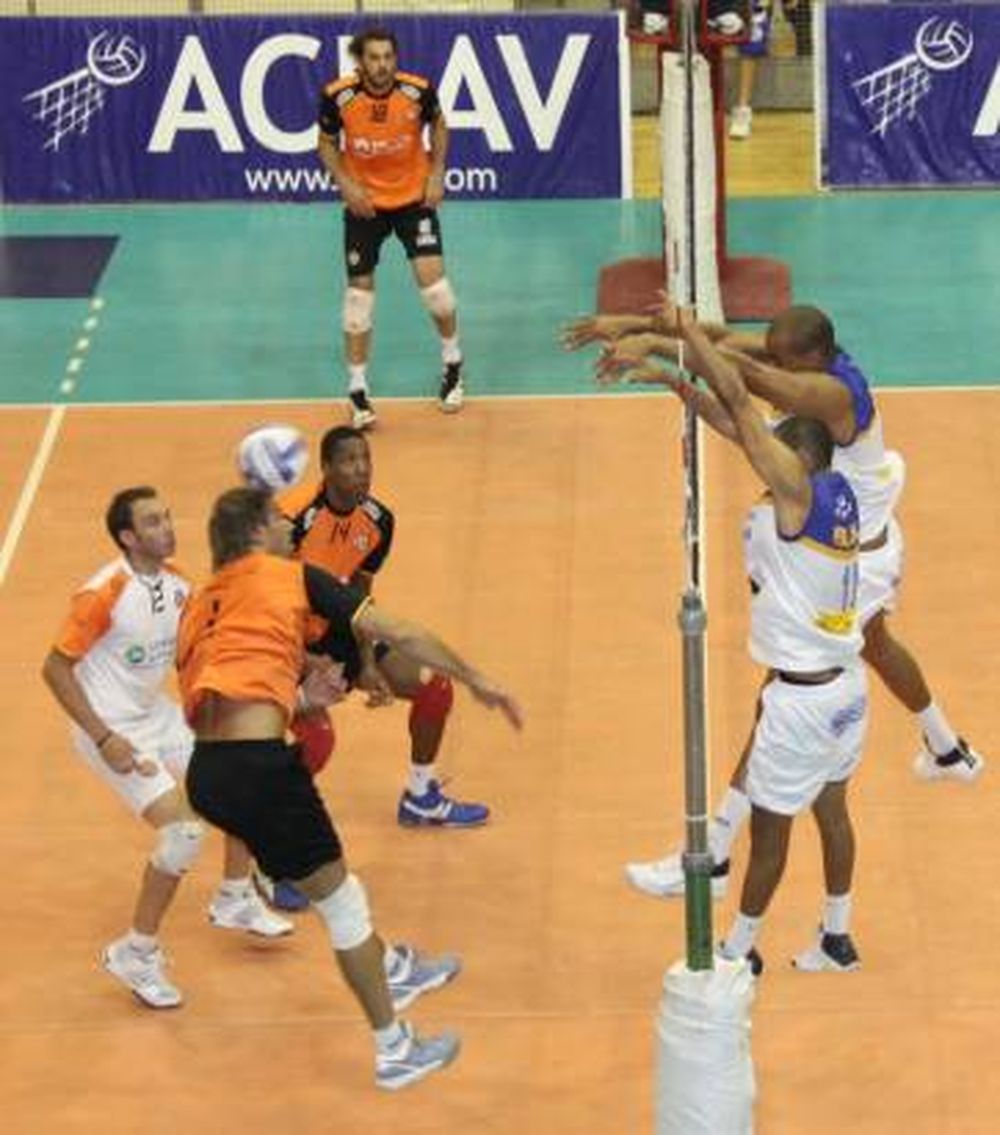 UPCN se quedó sin invicto pero igual es único puntero