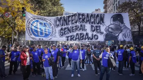 La CGT rechazó el decreto de Milei que limita el derecho a huelga y advirtió que irá a la Justicia