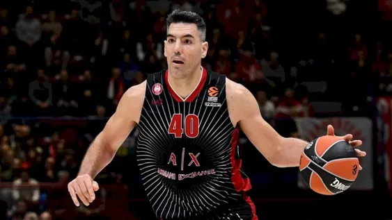 Luis Scola tiene coronavirus y está aislado en su casa