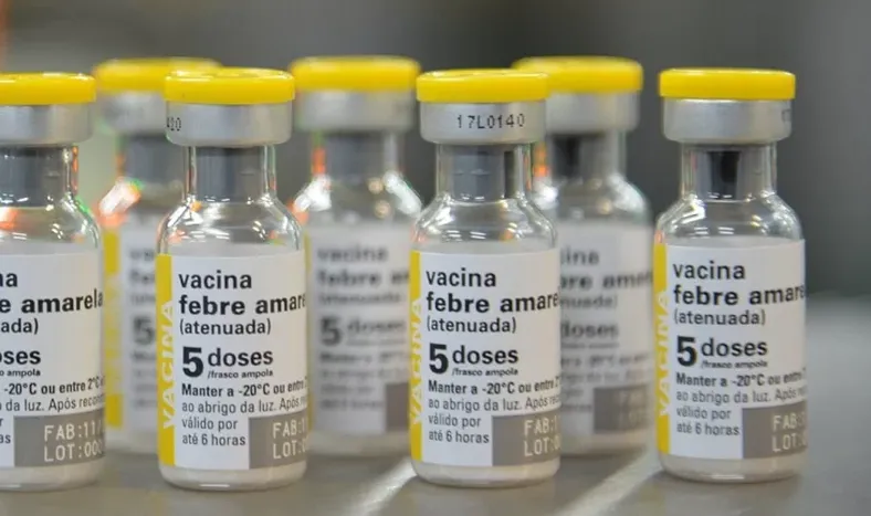 Recuerdan vacunarse contra la fiebre amarilla para viajar